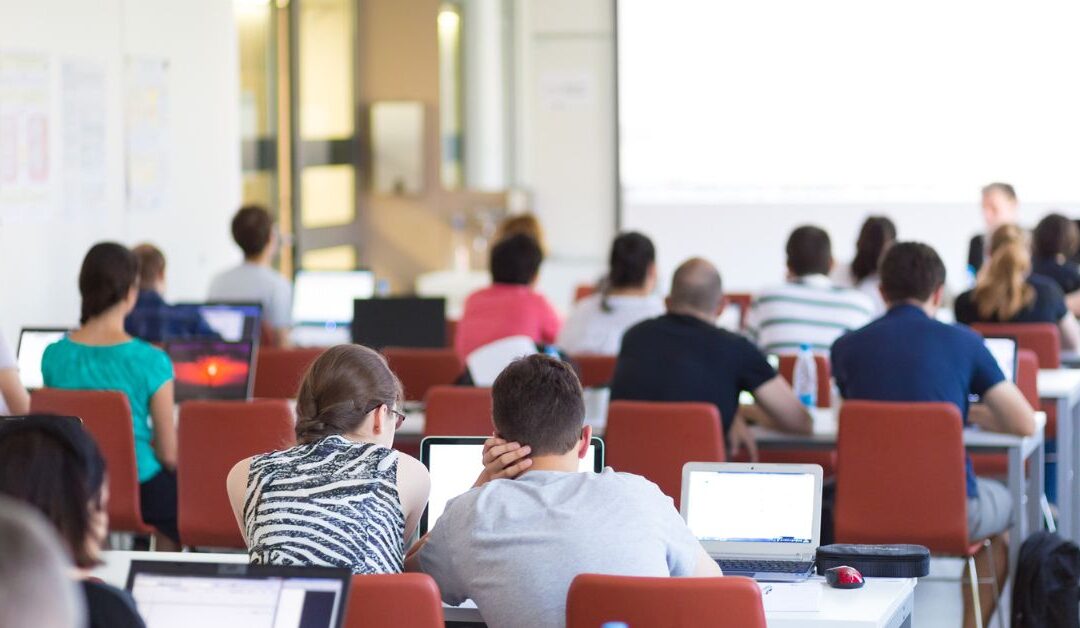 Navigating the Tech Skills Gap: Universities and the Fast-Paced World of Technology